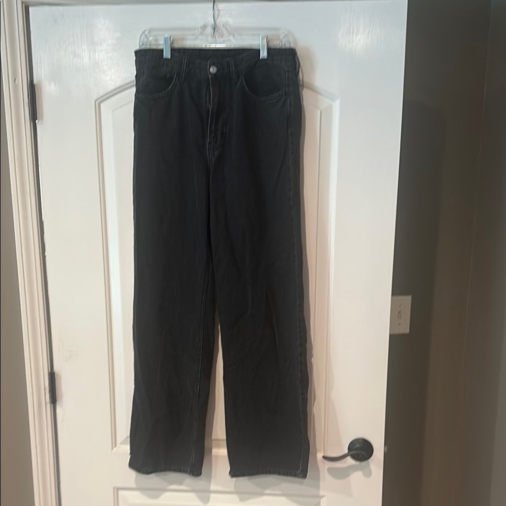 Black Wide-Leg Jeans